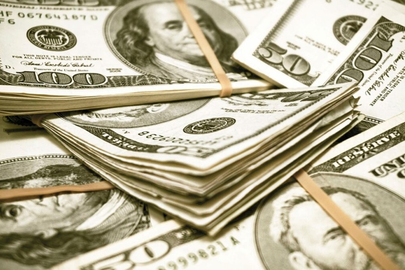 The Threats of De-Dollarization